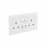 فيش 13 امبير مزدوج ثنائي القطبية مع مخرجين USB، مقاس 14×7 سم، لون ابيض، براند أي بي بي
