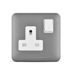 فيش مفرد 13 أمبير مع مفتاح ثنائي القطب ولمبة، لون فضي غامق، 7×7 سم، 250 فولت | سبكترا